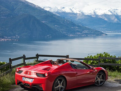 Giro del Lago di Como con una auto di lusso