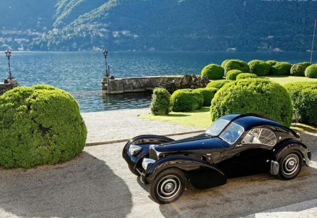 Con una auto d’epoca sul Lago di Como